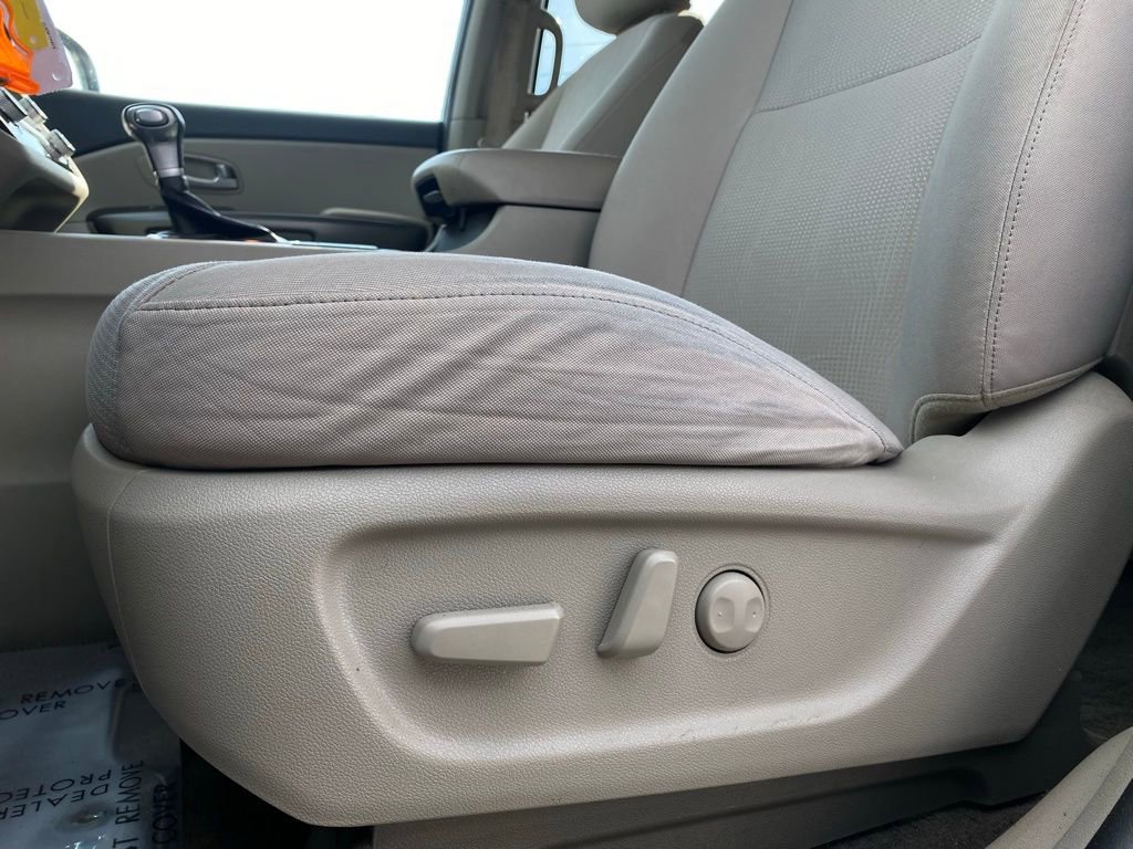 Used 2021 Kia Sedona LX image 13