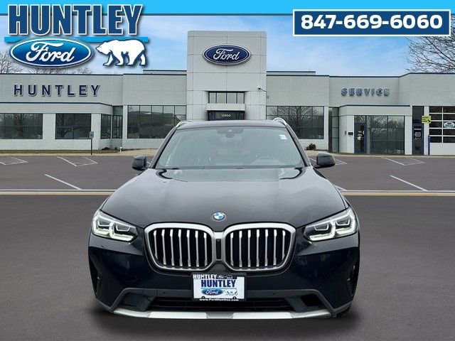 Used 2022 BMW X3 xDrive30i AWD/4WD image 3