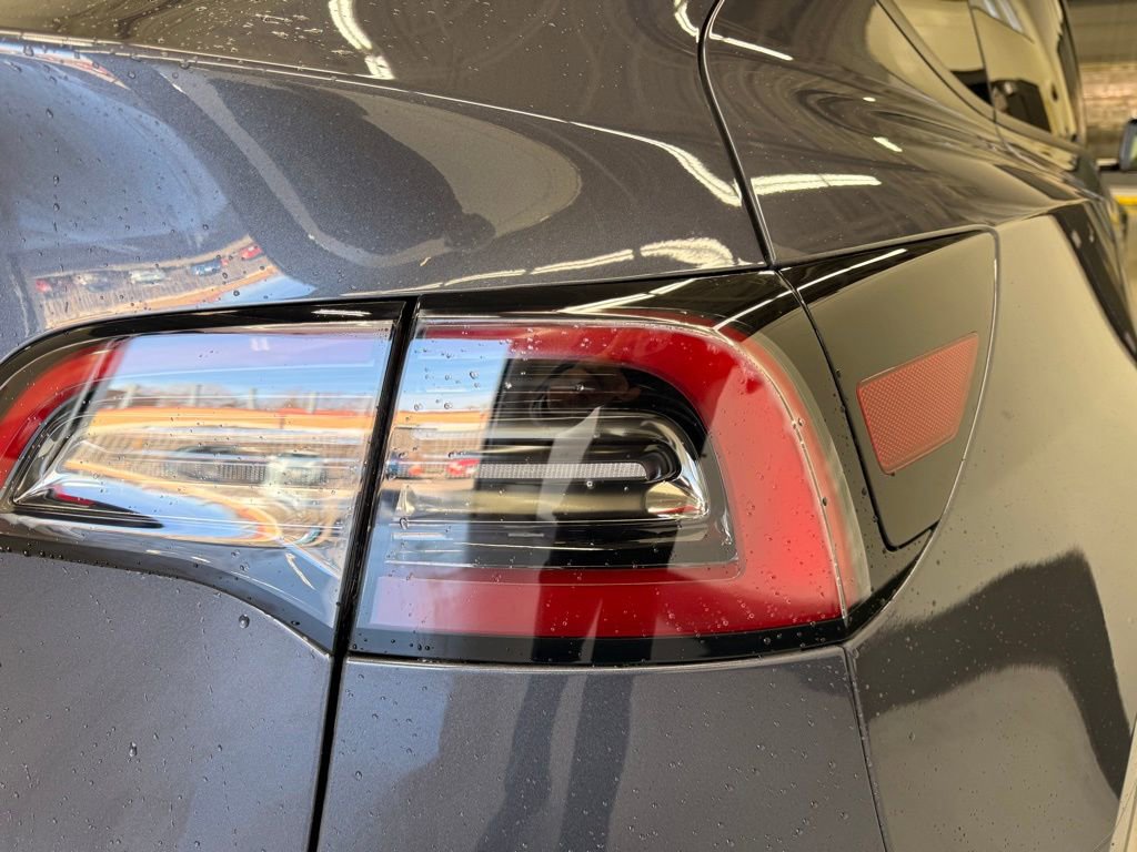 Used 2023 Tesla Model Y Long Range image 5