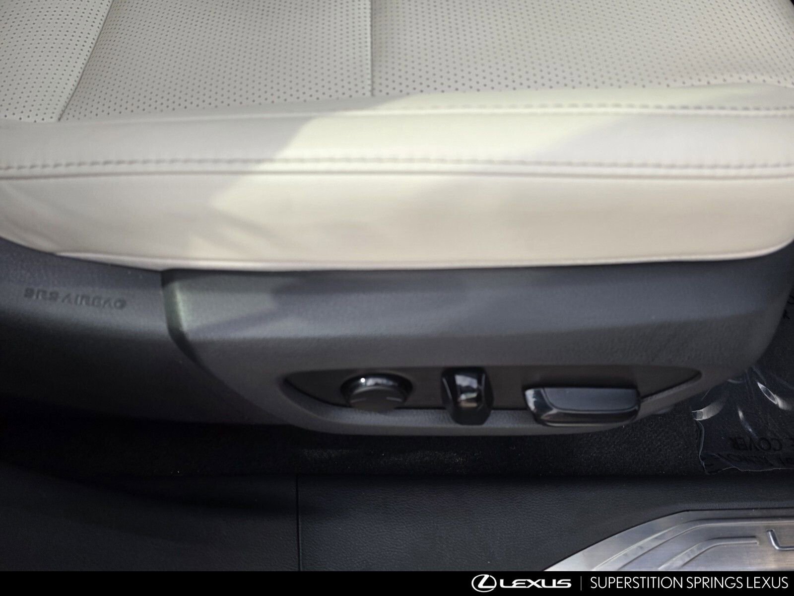 Used 2024 Lexus RX 350 Premium Plus w/ Convenience Package image 32