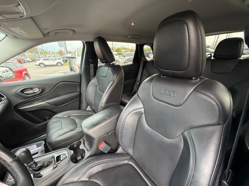 Used 2020 Jeep Cherokee Limited image 13