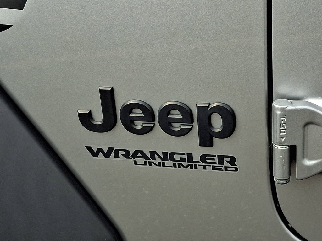 Used 2021 Jeep Wrangler Unlimited Sport image 17
