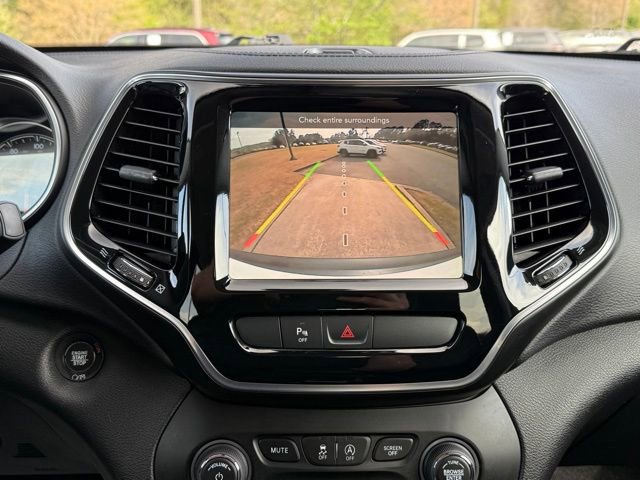 Used 2019 Jeep Cherokee Limited image 20