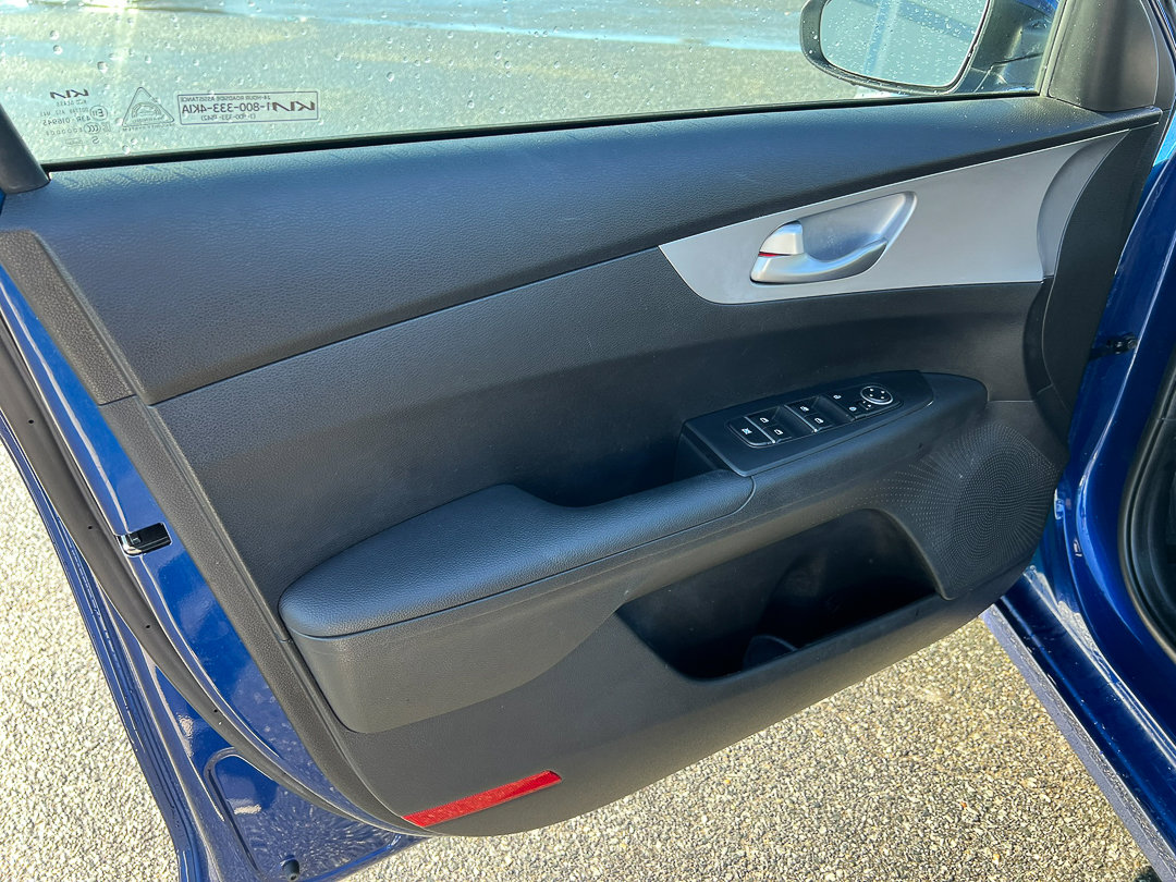 Used 2023 Kia Forte LXS image 10