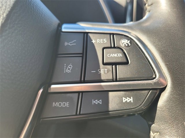 Used 2021 Toyota Highlander Limited image 27