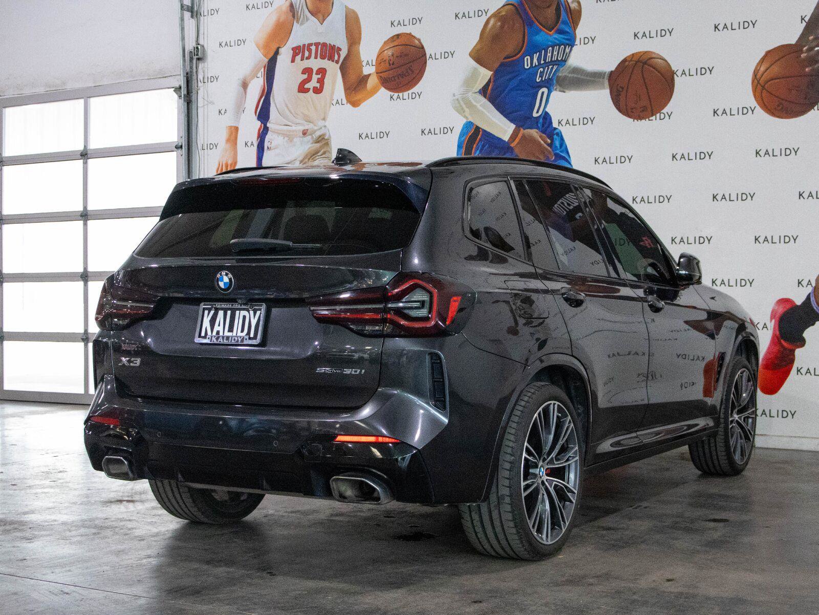 Used 2022 BMW X3 sDrive30i w/ M Sport Package 2 RWD image 27