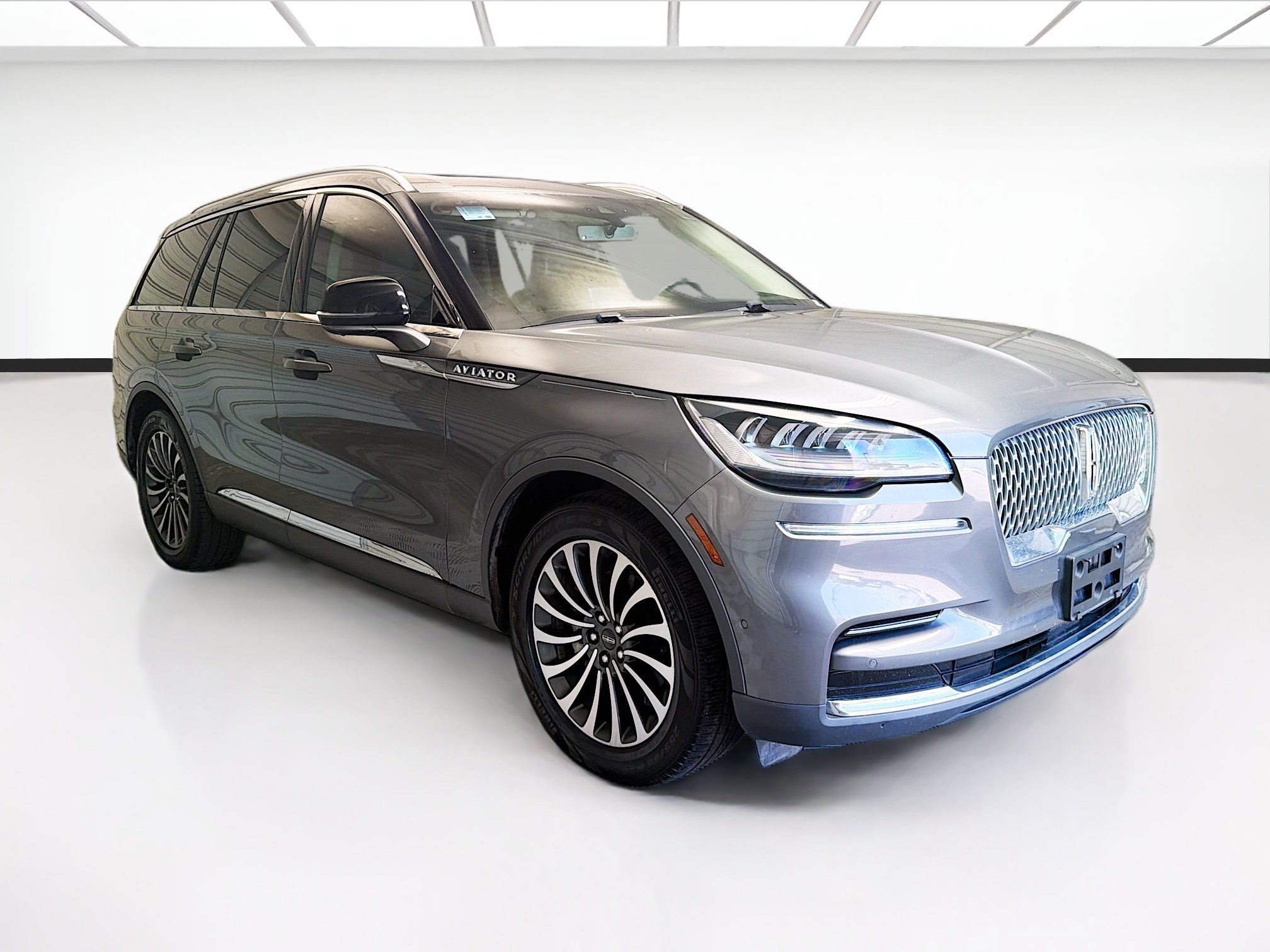Used 2022 Lincoln Aviator Reserve w/ Equipment Group 201A RWD image 3