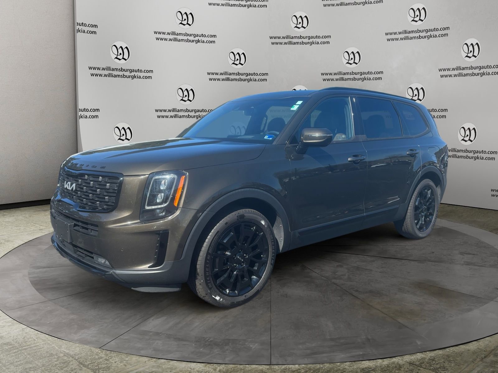 Used 2022 Kia Telluride SX w/ SX Prestige Package