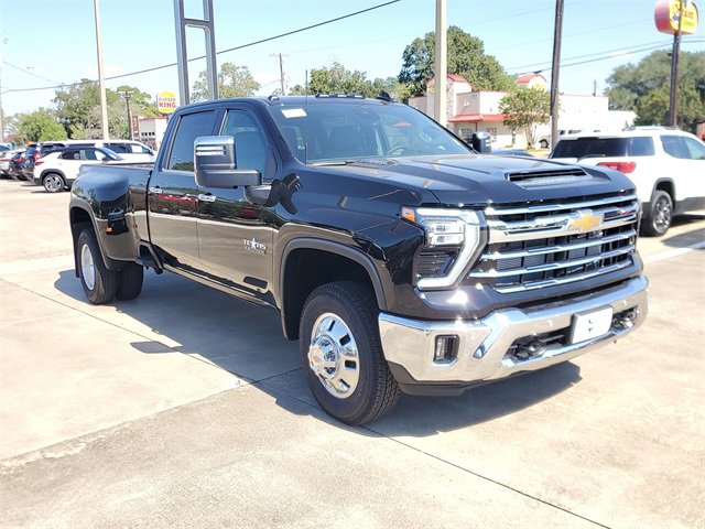 New 2026 Chevrolet Silverado 3500 LTZ w/ LTZ Texas Edition image 2
