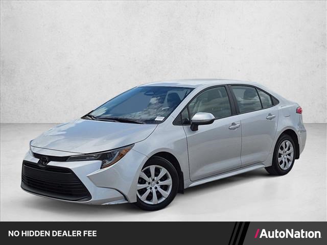 Used 2025 Toyota Corolla LE FWD image 1