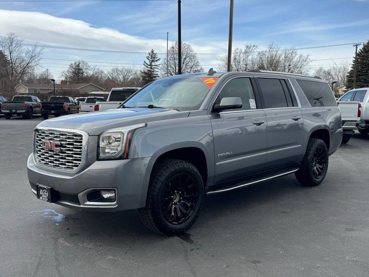 Used 2019 GMC Yukon XL Denali AWD/4WD image 14