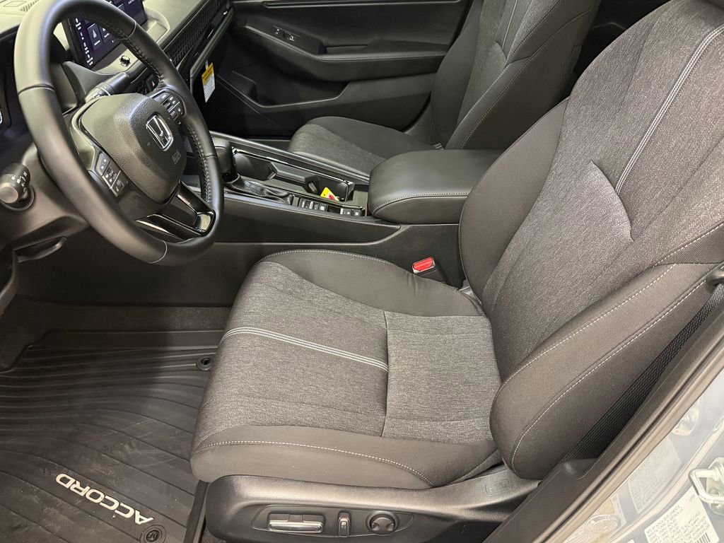 Certified 2025 Honda Accord Sport image 18