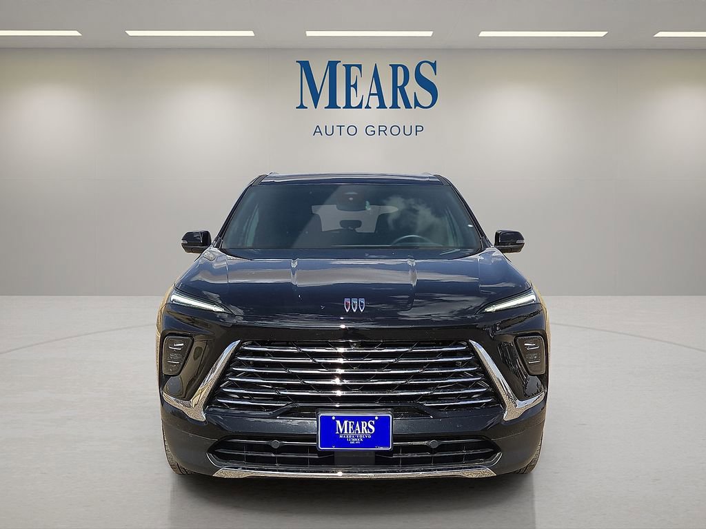 Used 2025 Buick Enclave Preferred image 8