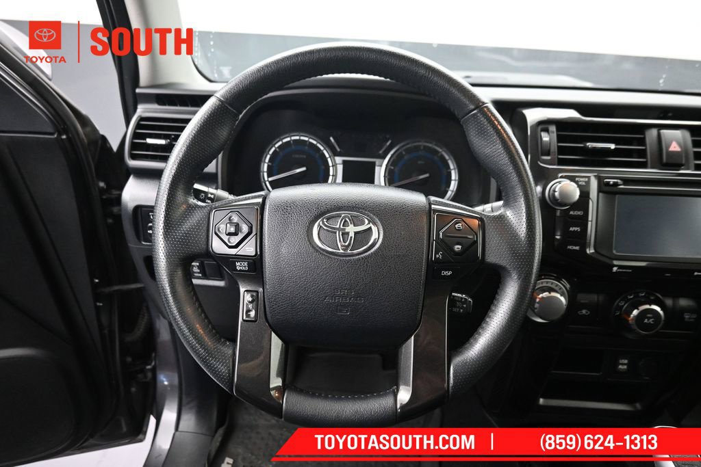 Used 2019 Toyota 4Runner TRD Off-Road Premium AWD/4WD image 21