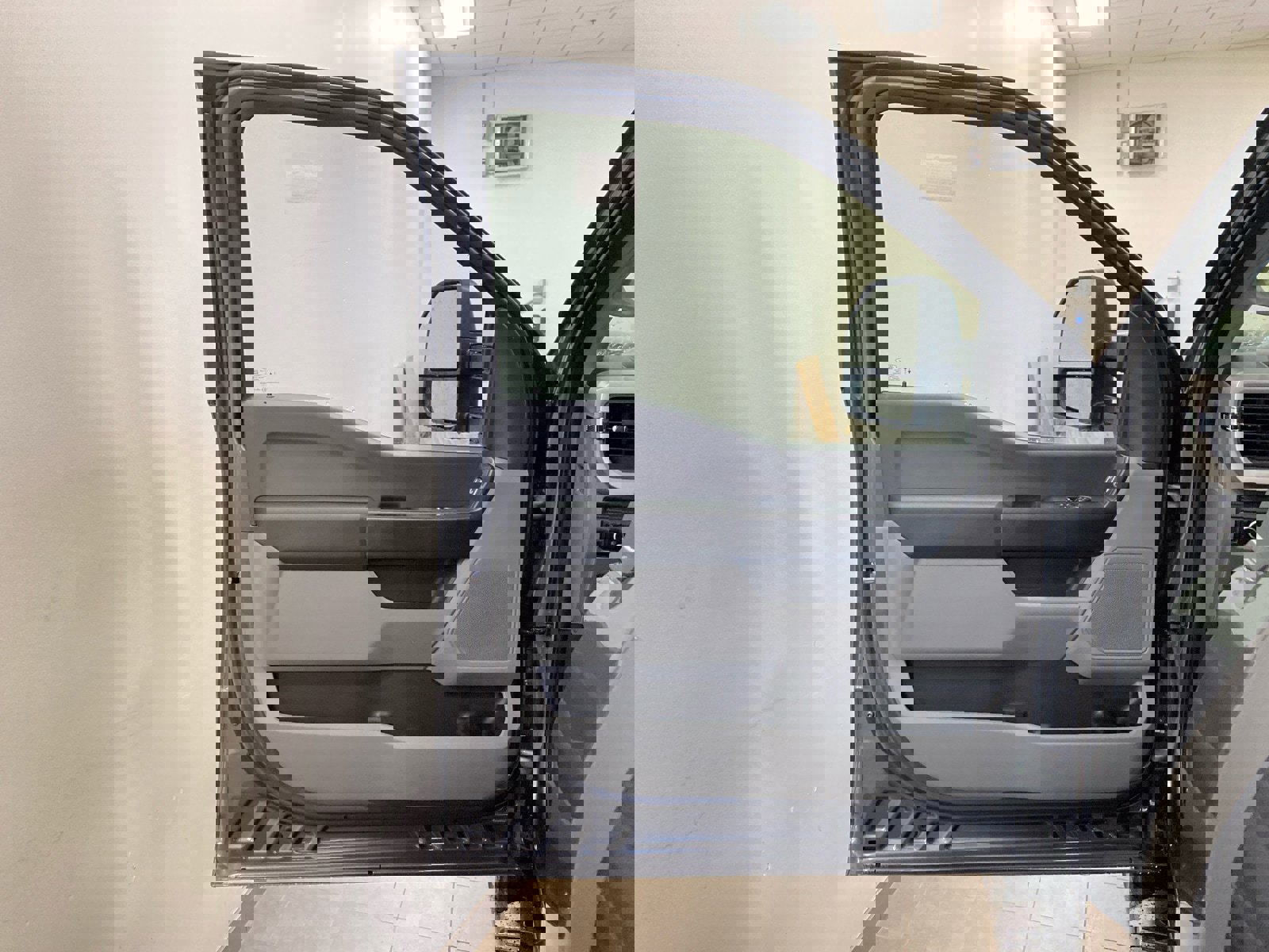 New 2026 Ford F350 XL w/ XL Chrome Package image 9