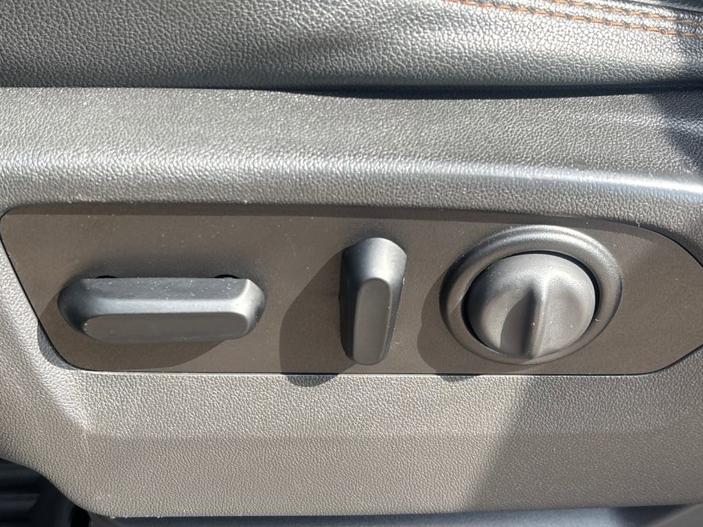 Used 2021 GMC Sierra 1500 AT4 w/ AT4 Value Package image 10