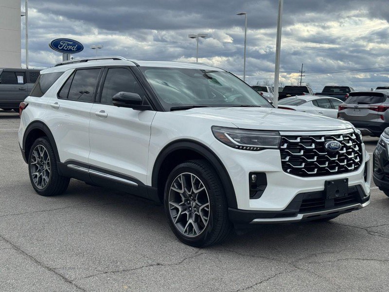 Used 2025 Ford Explorer Platinum w/ Ultimate Package video 2