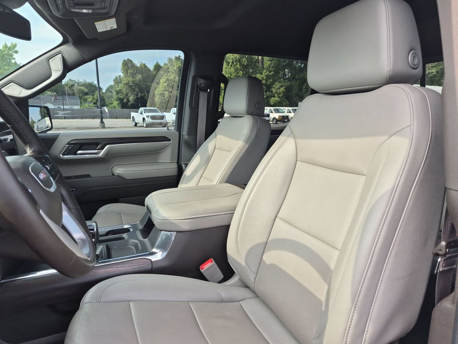 Certified 2024 GMC Sierra 1500 SLT w/ SLT Premium Plus Package AWD/4WD image 19