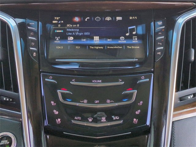 Used 2018 Cadillac Escalade Premium Luxury image 18