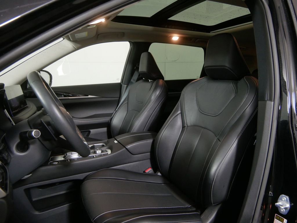 Used 2024 INFINITI QX60 Pure image 9