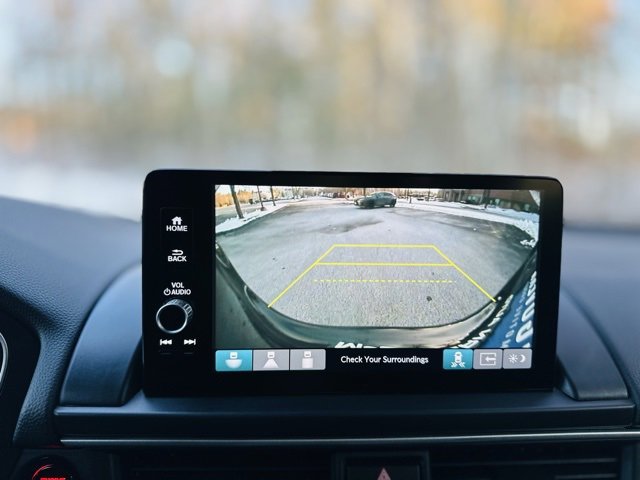 Used 2024 Honda Pilot EX-L image 10