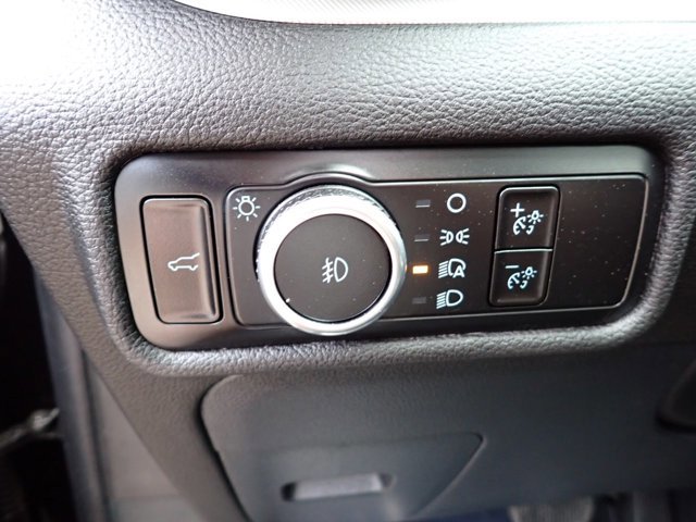 Certified 2023 Ford Explorer XLT w/ Equipment Group 202A AWD/4WD image 17