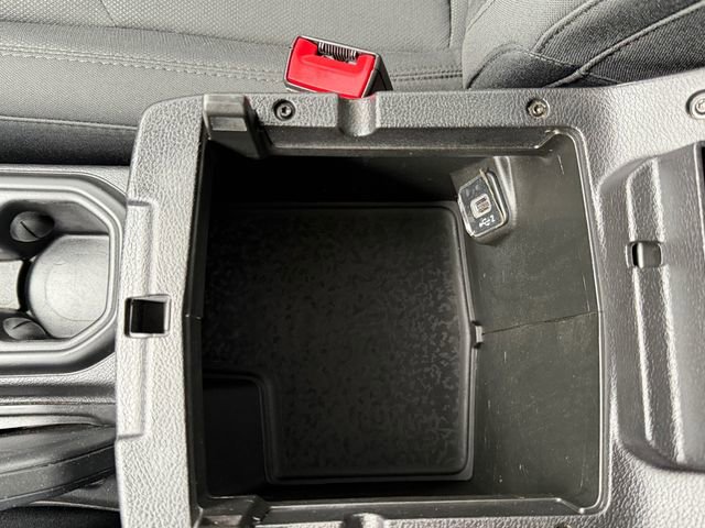 Used 2018 Jeep Wrangler Sport image 27
