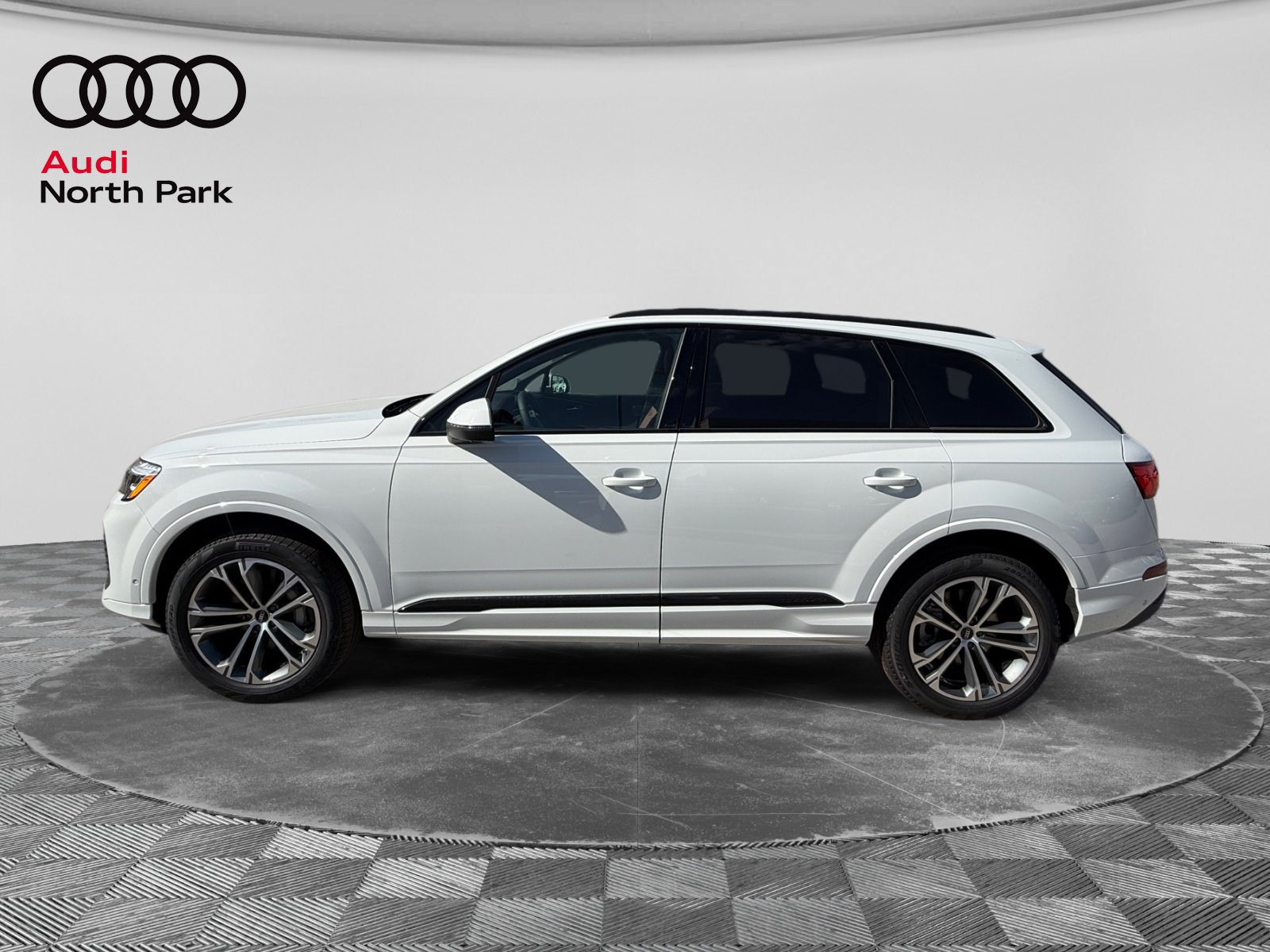 New 2026 Audi Q7 2.0T Premium AWD/4WD image 2