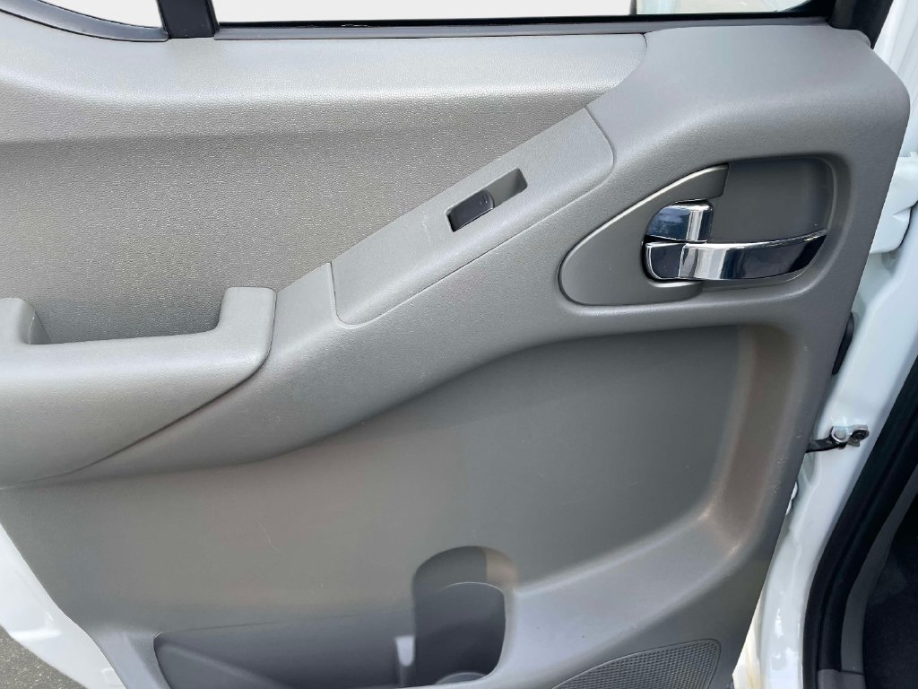 Used 2019 Nissan Frontier SV AWD/4WD image 15