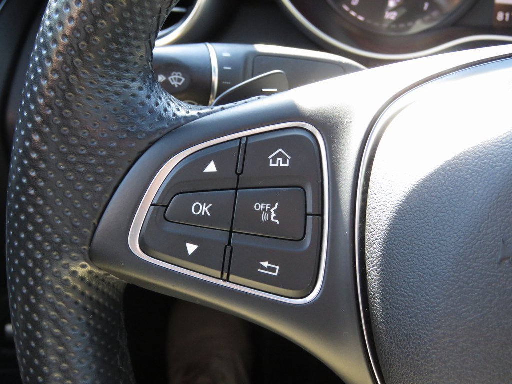 Used 2018 Mercedes-Benz C 300 4MATIC Sedan image 23