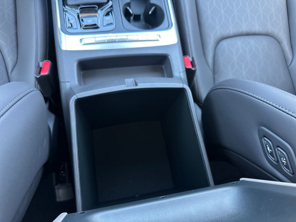 New 2026 Kia Carnival EX image 34