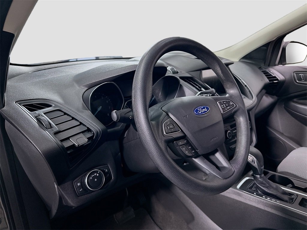 Used 2018 Ford Escape SE w/ SE Sync 3 Package image 10