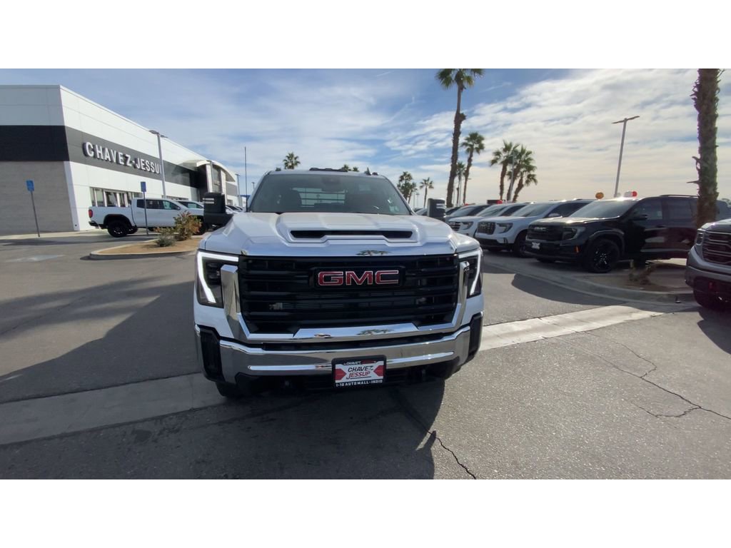 New 2026 GMC Sierra 3500 Pro w/ Convenience Package image 3