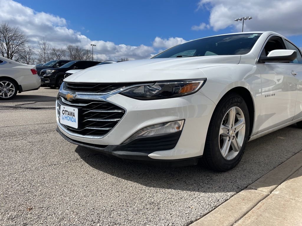 Used 2024 Chevrolet Malibu LT FWD image 14