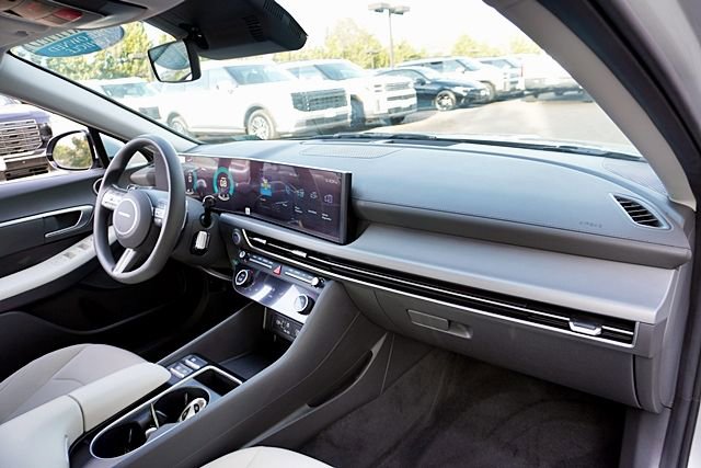 Certified 2024 Hyundai Sonata SEL image 10