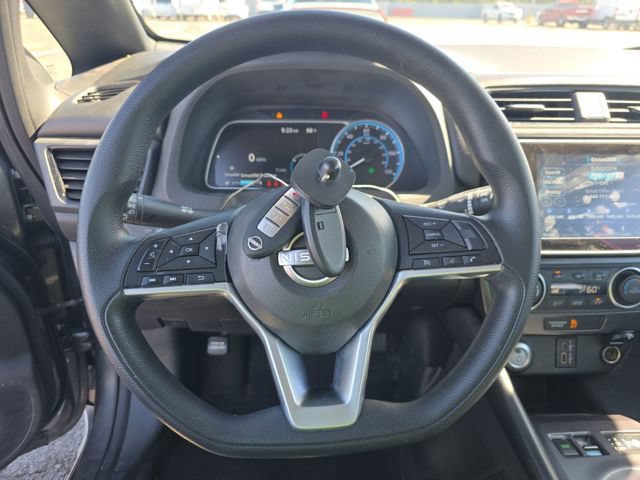 Used 2025 Nissan Leaf S FWD image 7
