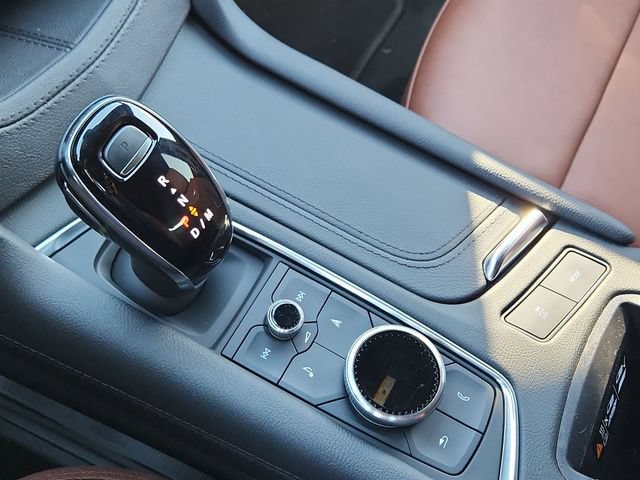 New 2025 Cadillac XT5 Sportv w/ Technology Package AWD/4WD image 18