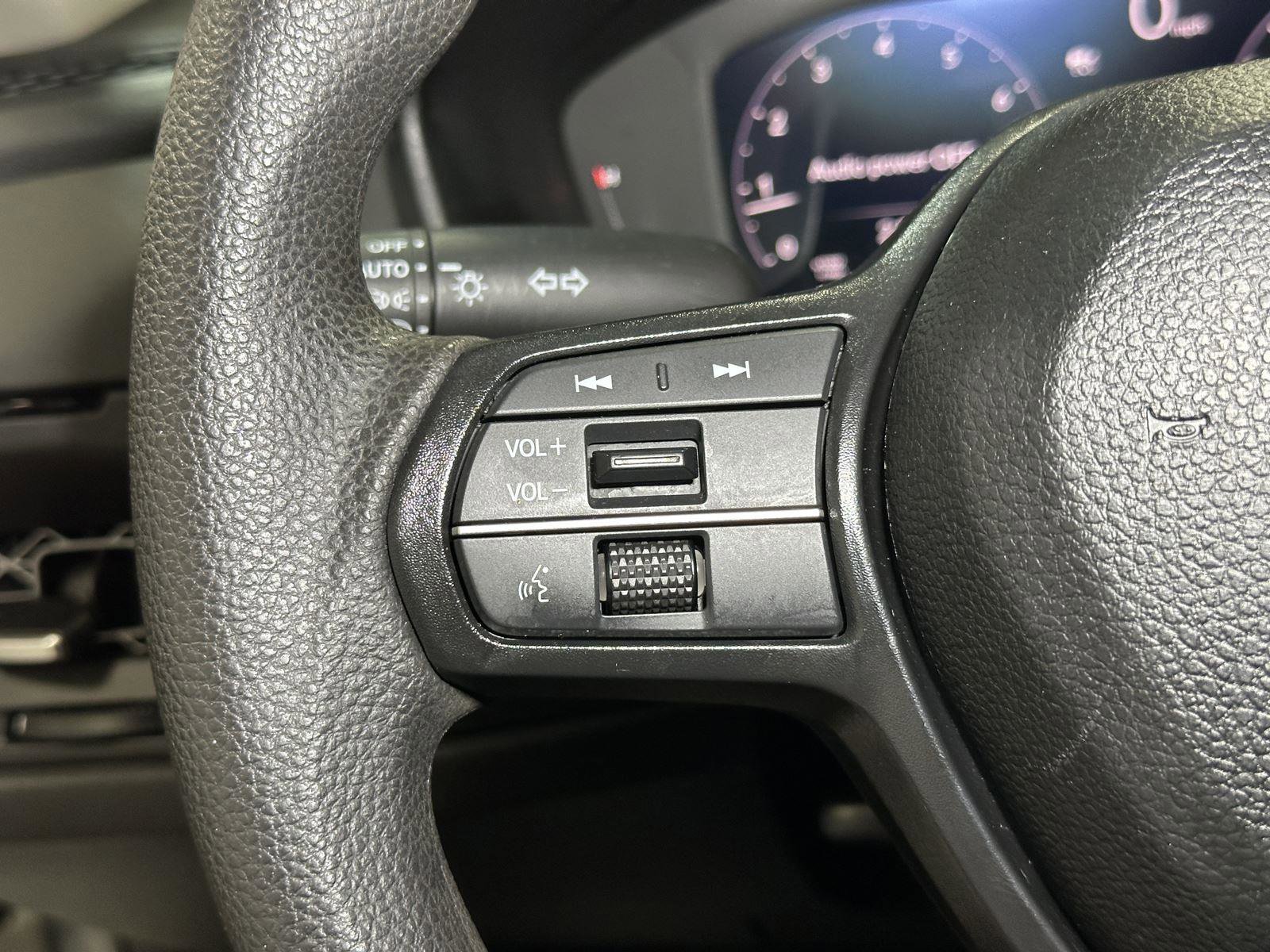 Used 2024 Honda Accord EX image 25