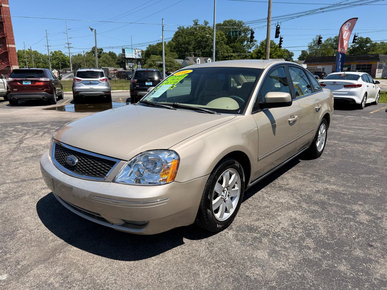Used 2006 Ford Five Hundred SEL FWD image 3