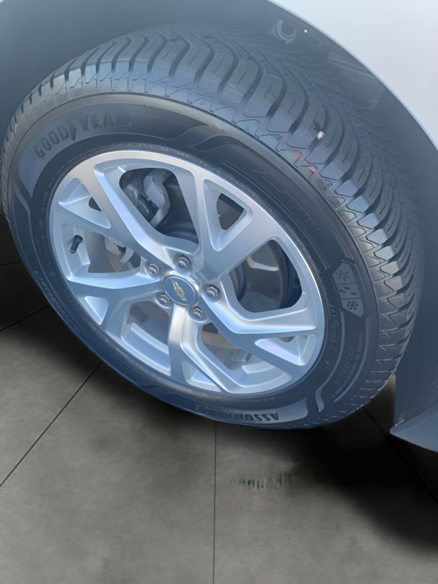 Used 2018 Chevrolet Equinox LT image 25