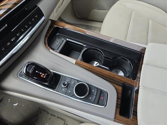 Used 2023 Cadillac Escalade Premium Luxury Platinum image 24