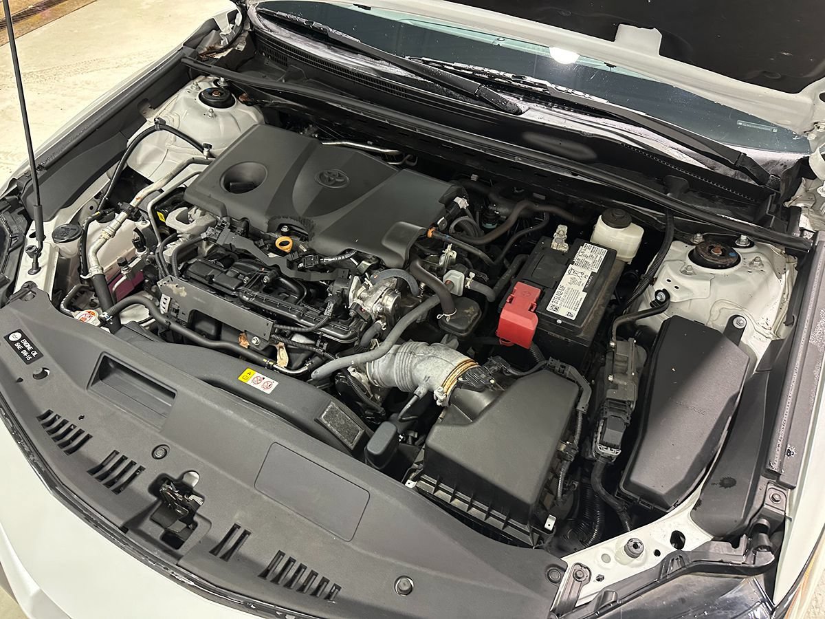 Used 2022 Toyota Camry XSE w/ Carpet Mat Package (TMS) FWD image 4