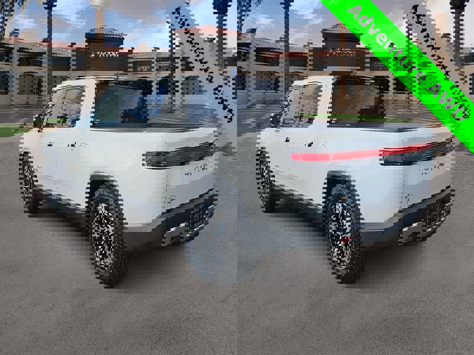 Used 2022 Rivian R1T Adventure image 6