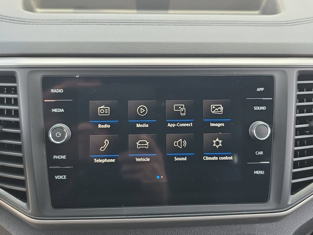 Used 2020 Volkswagen Atlas Cross Sport SE AWD/4WD image 24