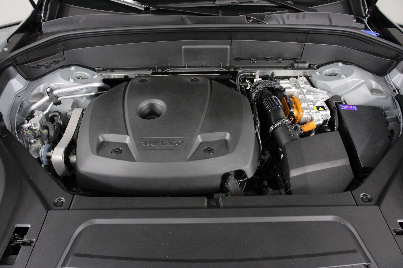 New 2026 Volvo XC90 T8 Ultra w/ Protection Package Premier image 12