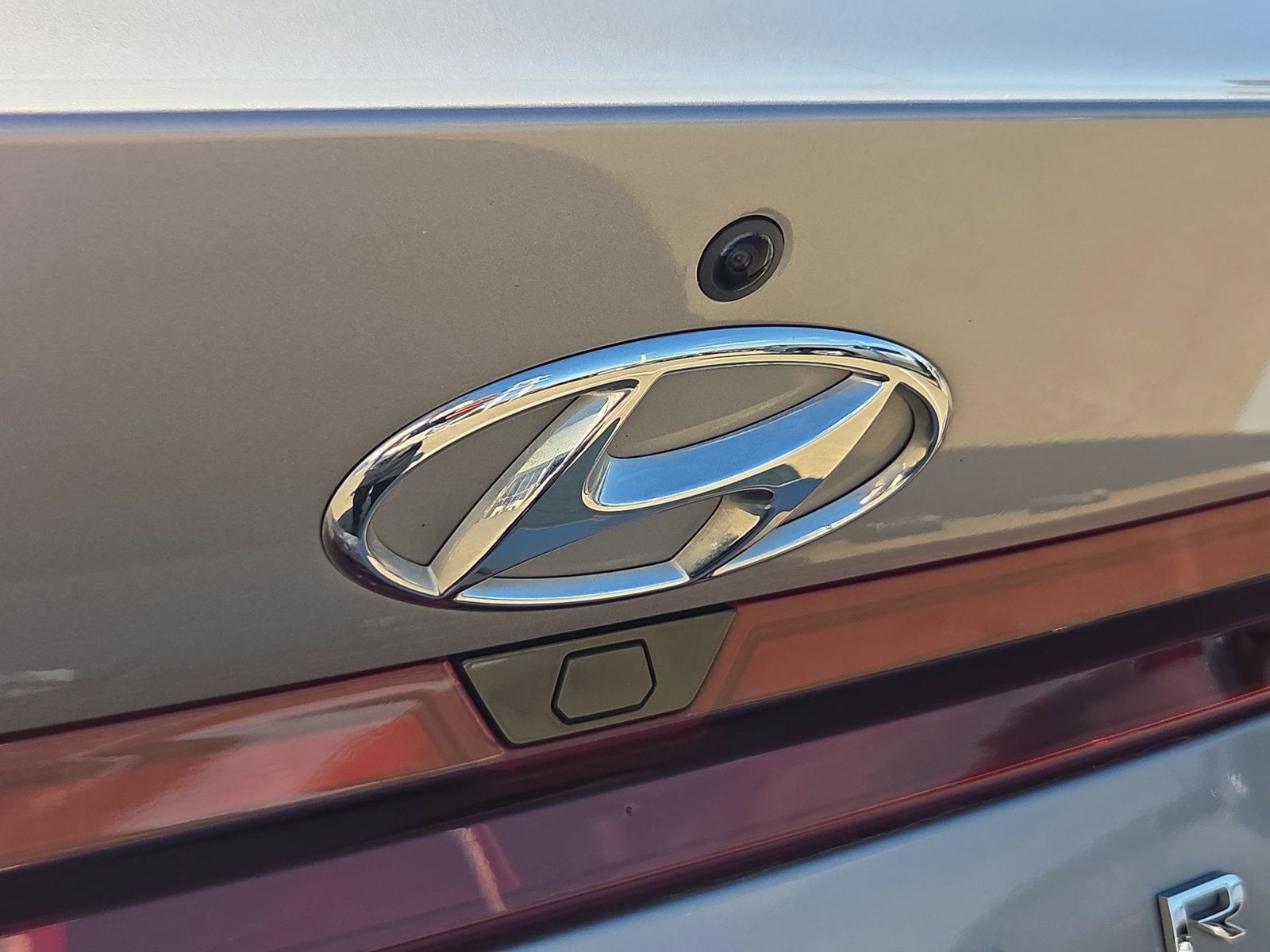 Used 2021 Hyundai Elantra SEL FWD image 28