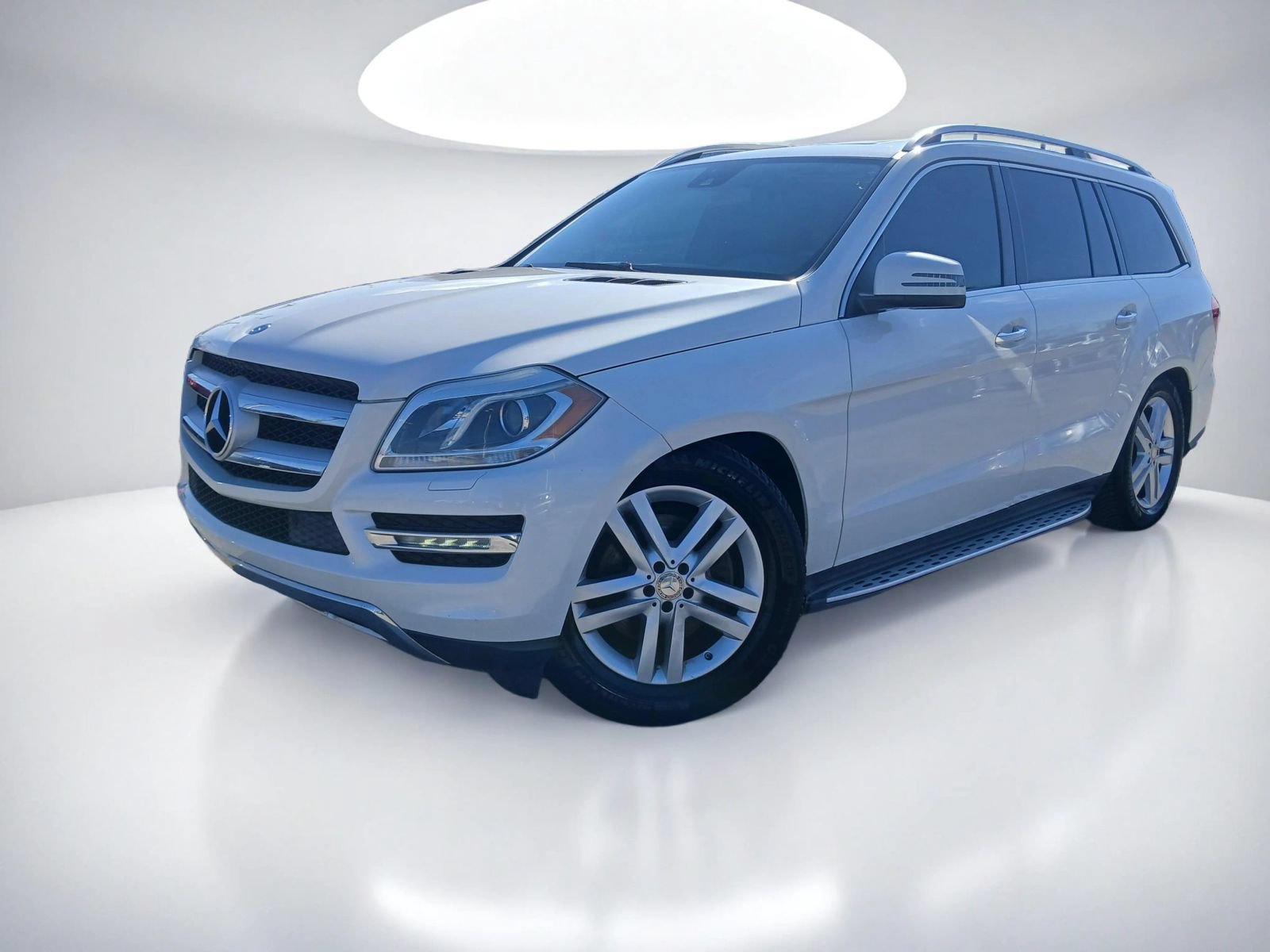 Used 2016 Mercedes-Benz GL 320 BlueTEC 4MATIC image 2