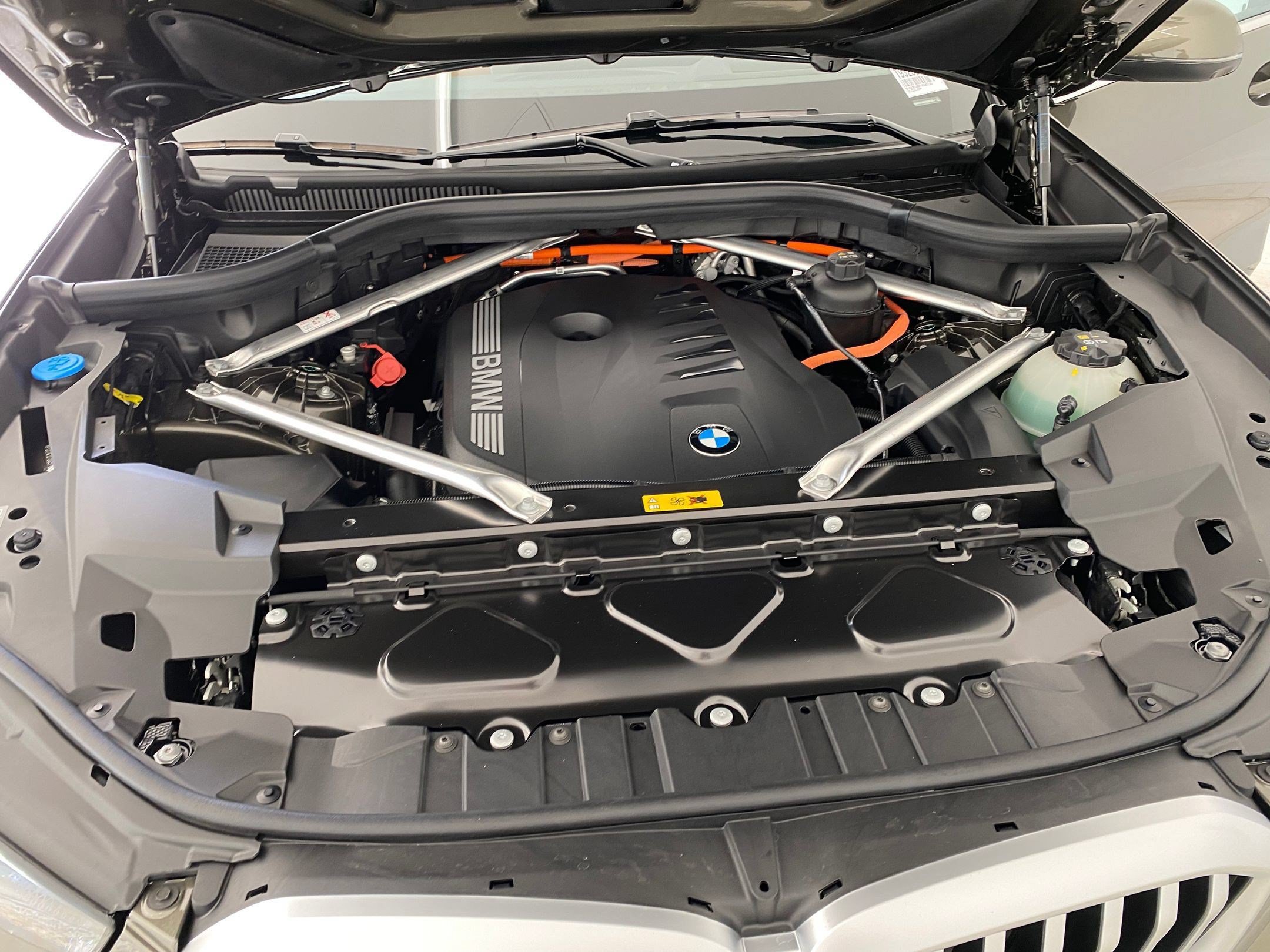 Used 2026 BMW X5 xDrive50e w/ Premium Package AWD/4WD image 32