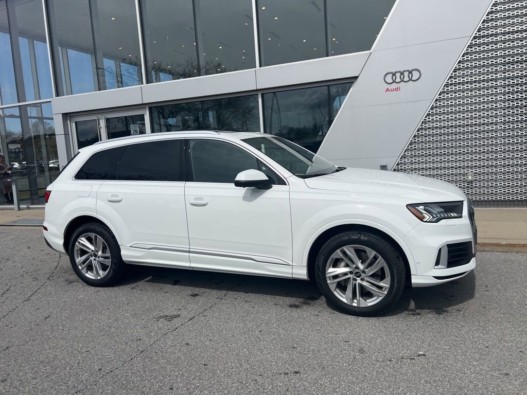 Used 2023 Audi Q7 3.0T Premium Plus w/ Premium Plus Package image 12