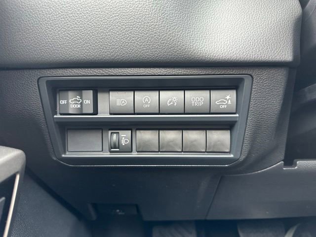 New 2026 Toyota Tundra Limited AWD/4WD image 13